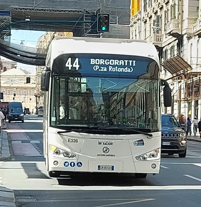 Tap and go sui bus di Genova